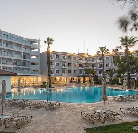 Ξενοδοχείο με διαμερίσματα Narcissos Waterpark 4*
