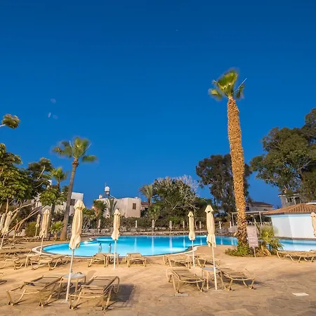 Ξενοδοχείο με διαμερίσματα Narcissos Waterpark